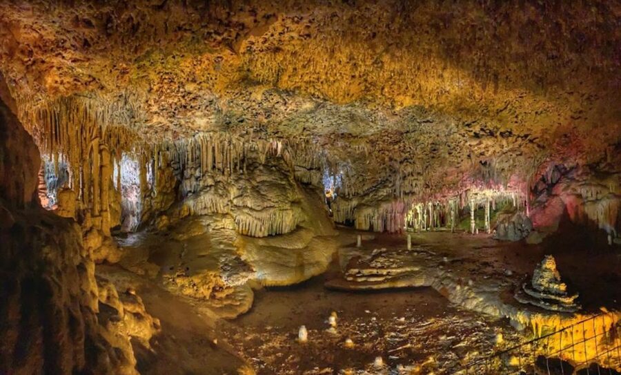 Mallorca: Day Trip to Caves of Hams & Optional Dinosaurland - How long the day feels in practice