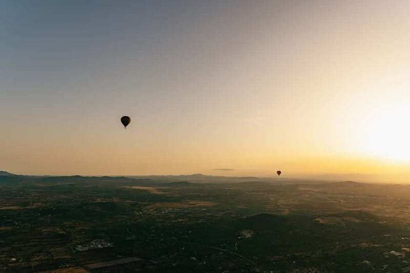 Mallorca: Sunrise or Sunset Hot Air Balloon Flight - One Hour Above Mallorca at 300 Meters