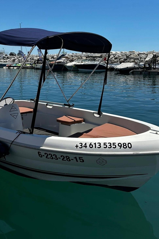 Marbella: Puerto Banús Boat Rental with No License Needed - Who will get the most from this rental