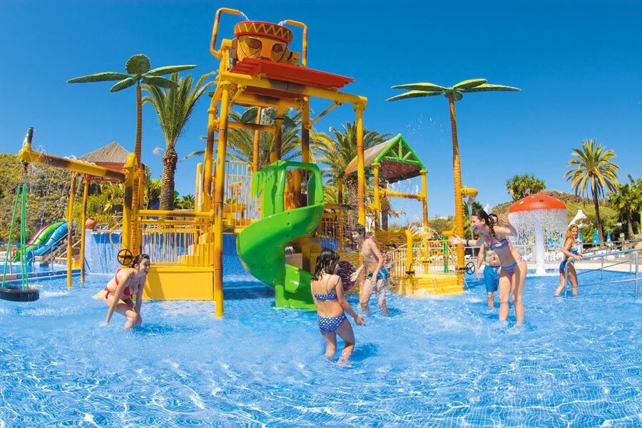 Maspalomas: Aqualand Maspalomas Water Park Entry Ticket - Food, lockers, loungers, and the real cost