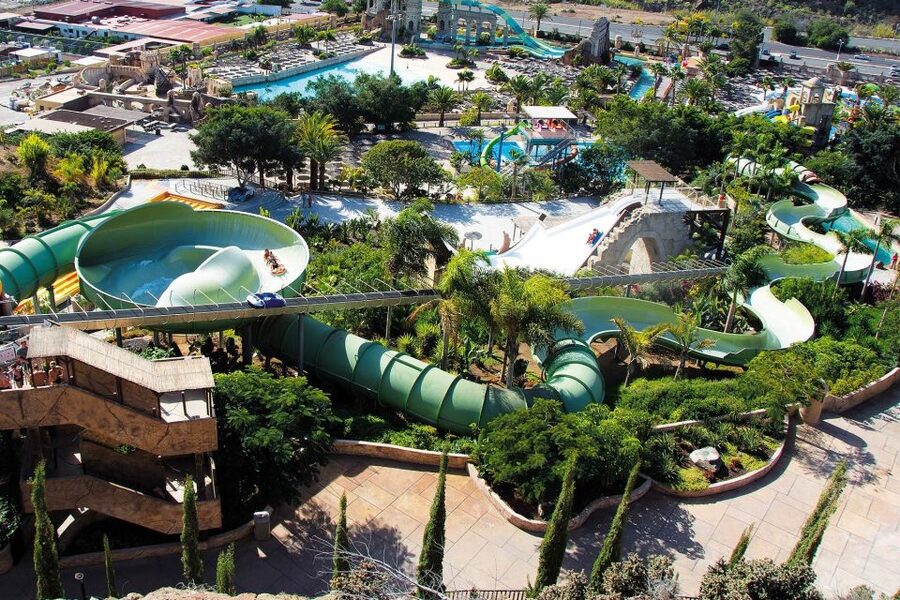 Maspalomas: Aqualand Maspalomas Water Park Entry Ticket - Start with the Water Labyrinth