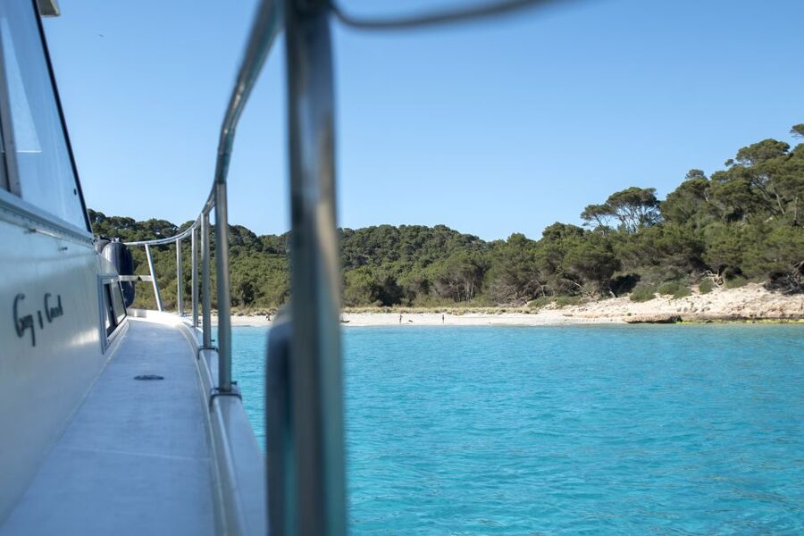 Menorca: 3.5 Hour South Coast Boat Excursion - The boat, captain, and group atmosphere