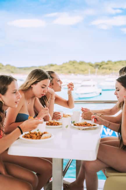Menorca: Natural Coves and Beaches Boat Trip & Paella Lunch - Key points at a glance
