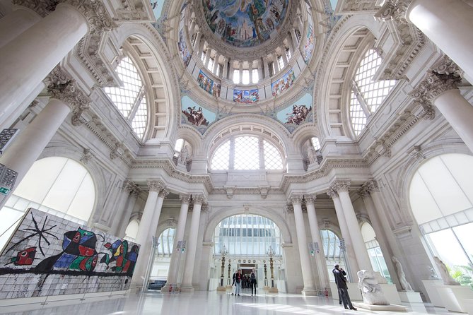 MNAC Barcelona: National Art Museum of Catalonia Admission Ticket - Entering the National Palace and finding your route