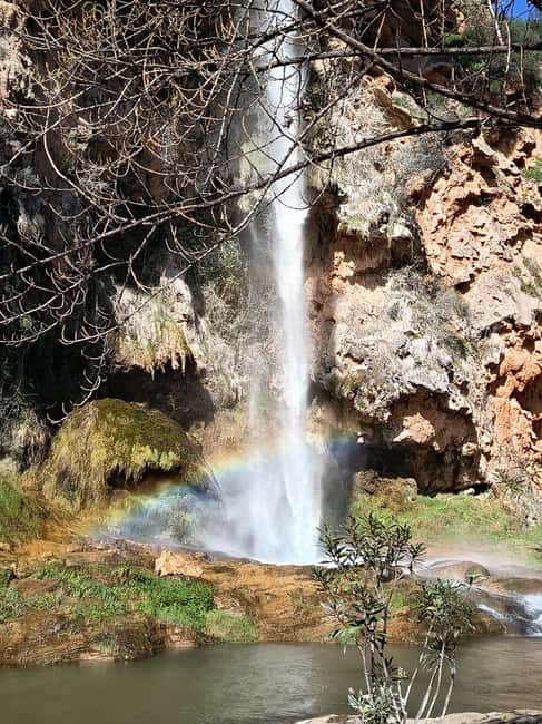 Montanejos Thermal Springs and Waterfall, food included - Lunch and a useful pause in the middle