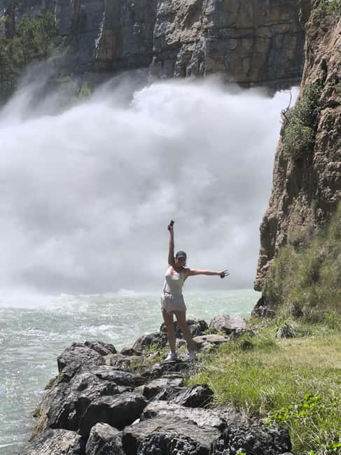 Montanejos Thermal Springs and Waterfall, food included - The guides are a major part of the value