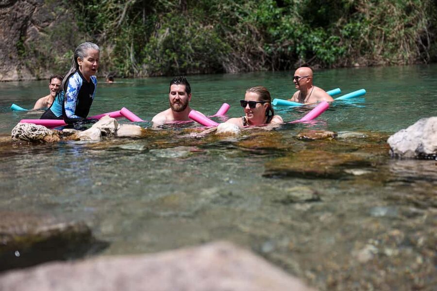 Montanejos Thermal Springs and Waterfall, food included - Salto de la Novia: a waterfall before the springs
