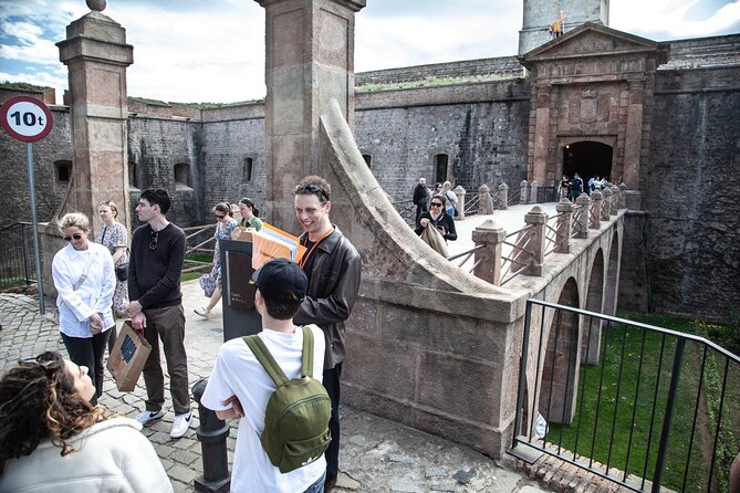 Montjuïc Walking Tour With Optional Flamenco Show - Why Montjuïc makes a good half-day plan