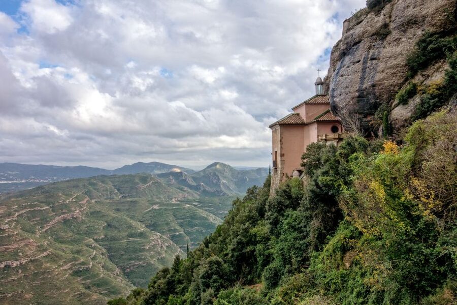 Montserrat & Cava Wineries Day Trip from Barcelona w/ Pickup - What the $112 price really buys