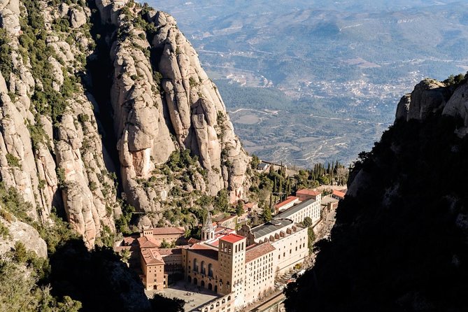 Montserrat Lunch & Wine at Farmhouse Small Group from Barcelona - Montserrat monastery and Basilica of Santa Maria