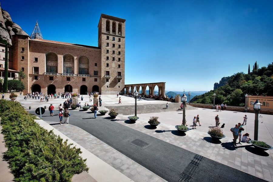 Montserrat Museum and Monastery Entry Ticket - Starting at the Tourist Information Office