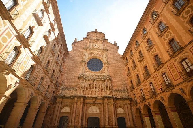 Montserrat Private Guided Tour with Pick up - What the guides add to the day