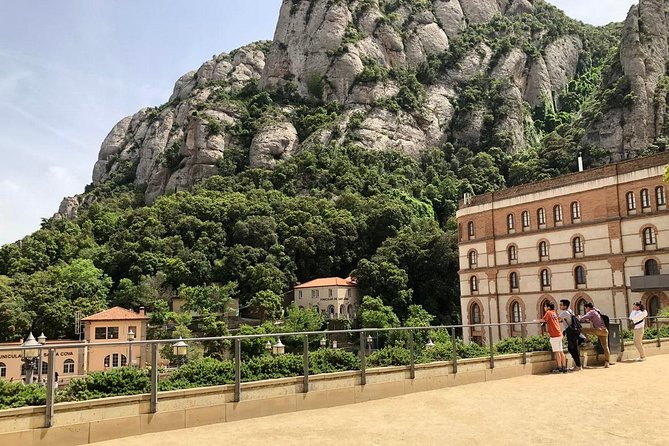 Montserrat Private Tour from Barcelona with Pick-up - Hearing the Montserrat boys’ choir