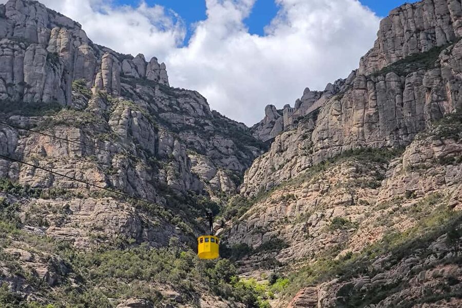 Montserrat Small Group Tour with Train and Cable Car - The Montserrat experience in six useful points