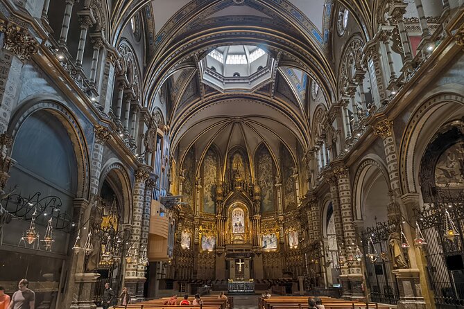 Montserrat Tour by Train with Cable Car and Cogwheel - Why Montserrat makes a worthwhile day from Barcelona