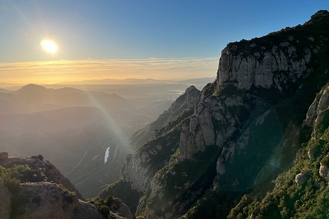 Montserrat very early : Hiking, Abbey, very small group - A 6:15 to 6:45 pickup in Barcelona