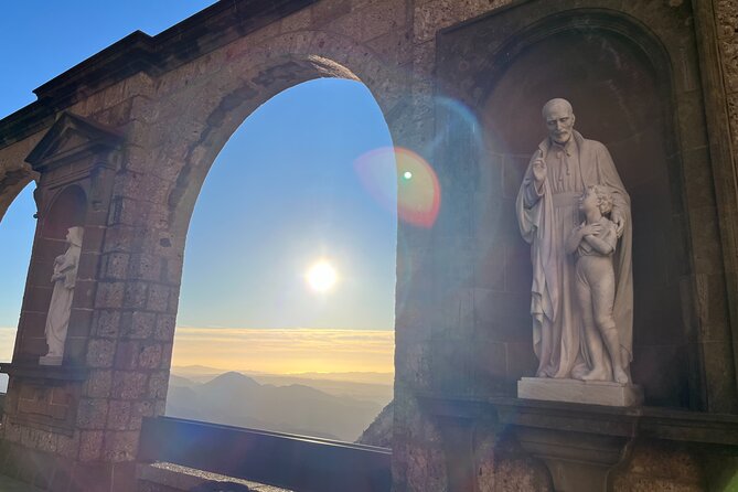 Montserrat very early : Hiking, Abbey, very small group - What to wear, carry, and eat before leaving
