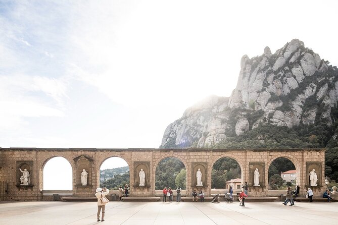 Montserrat with Cog-Wheel Train & Black Madonna Priority Access - Finding the Julià Travel meeting point