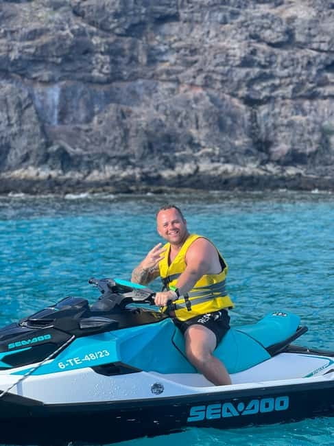 Morro Jable: Guided Jet Ski Safari (without license) - What to bring and what to expect afterward