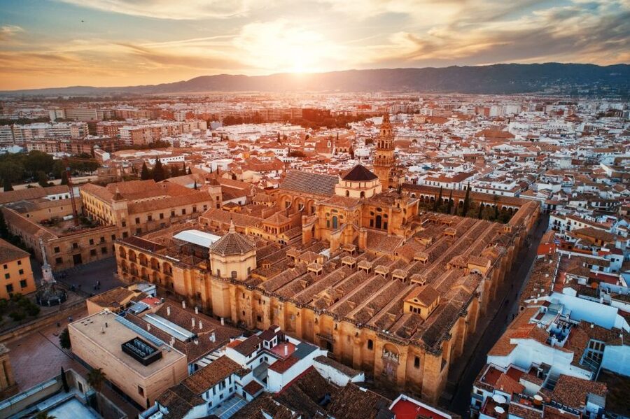 Mosque-Cathedral of Córdoba Guided Tour with Tickets - The mihrab and maqsurah