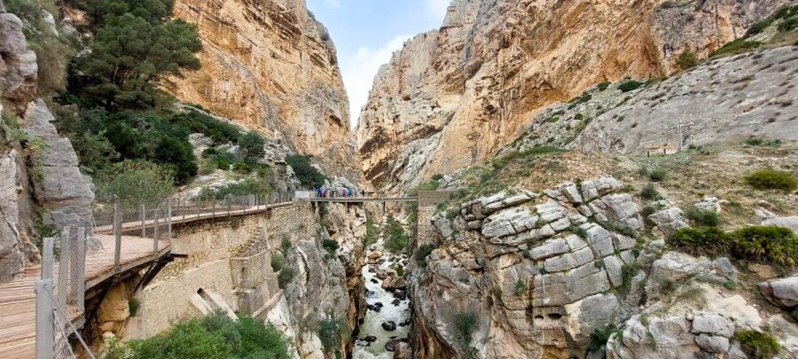 Nerja, Torrox, or Torre del Mar: Caminito del Rey Day Trip - How the guiding works inside the gorge
