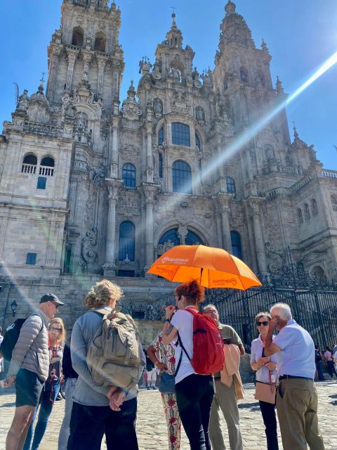 Old town walking tour in a small group - Starting at Praza do Obradoiro