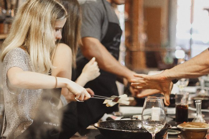 Paella Cooking Class with Professional Chef: Four Course Dinner - Arriving at The Paella Club in El Raval