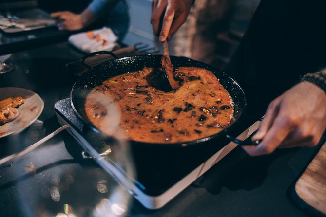 Paella Cooking Class with Professional Chef: Four Course Dinner - Cooking paella in ten guided steps