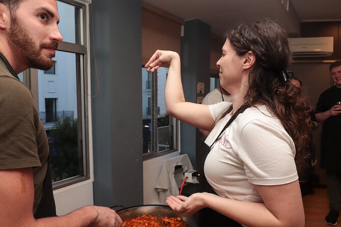 Paella Workshop with Bottomless Sangria in Central Madrid - Who gets the most from this three-hour workshop