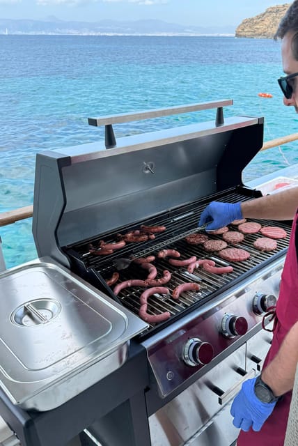 Palma Bay: Boat Tour with BBQ, Snorkelling, & Sunset Option - The coastline from Illetas to Cala Mayor