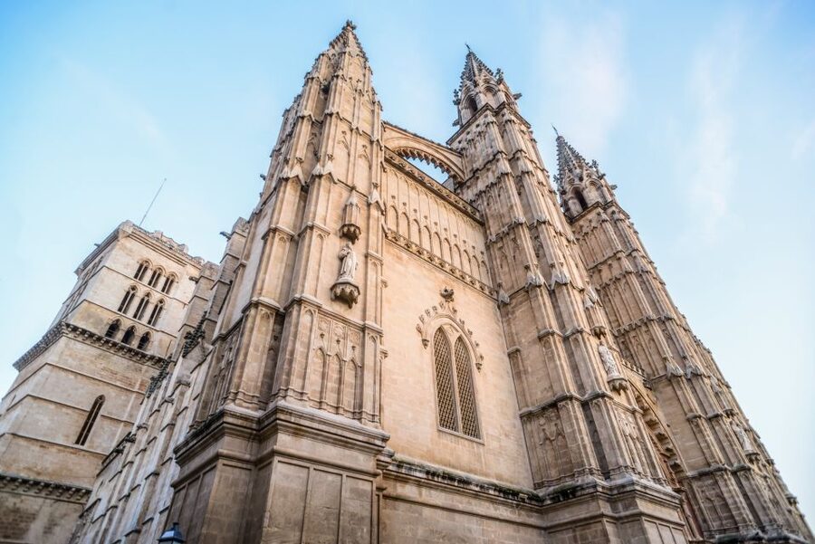 Palma: Cathedral of Mallorca Skip-the-Line Entry Ticket - Using the $12 Ticket at the Security Entrance