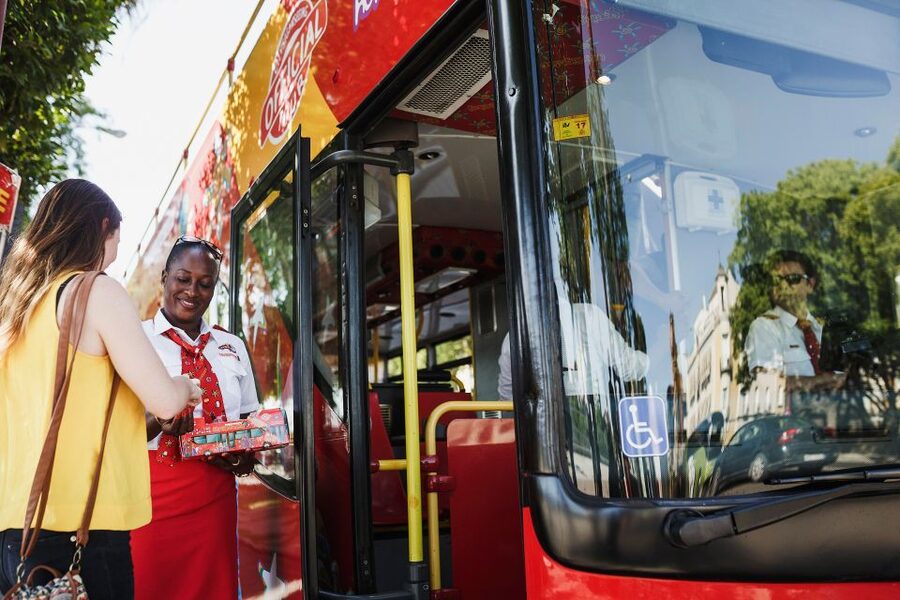 Palma de Mallorca: City Sightseeing Hop-On Hop-Off Bus Tour - Plaza de España and Avenida Alexandre Rosselló