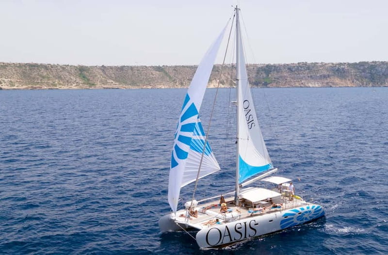 Palma de Mallorca: Deluxe Catamaran Sailing Tour with Meal - The cruise across Palma Bay