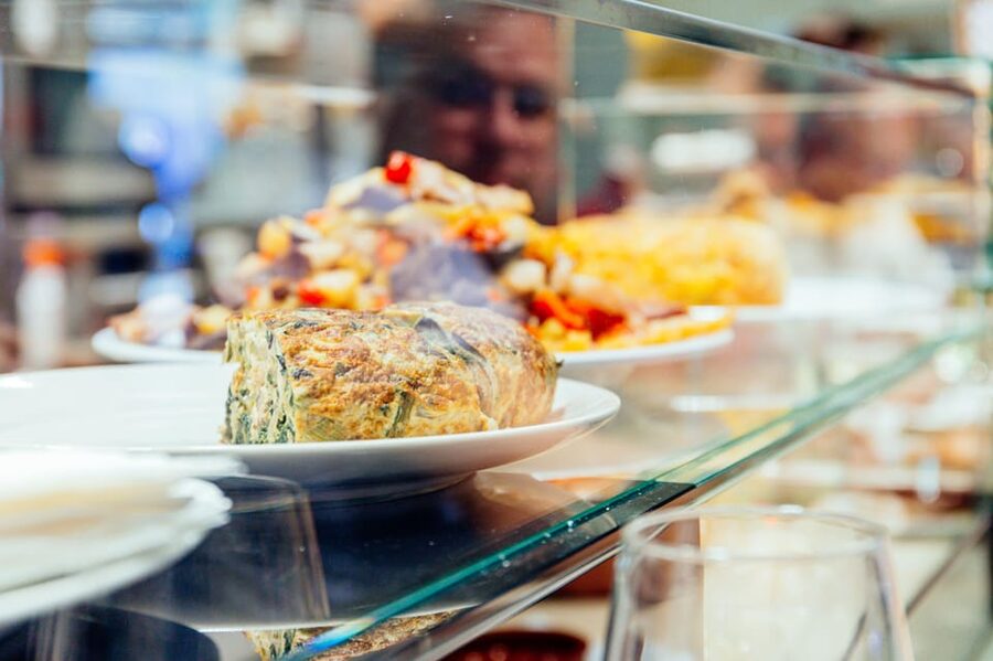 Palma de Mallorca: Foodie Walking Tour of the Old Town - Panadas, sobrasada, and the taste of Mallorca