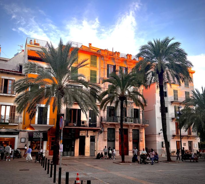 Palma de Mallorca: Old Town Atmospheric Evening Tour - Key details before you book