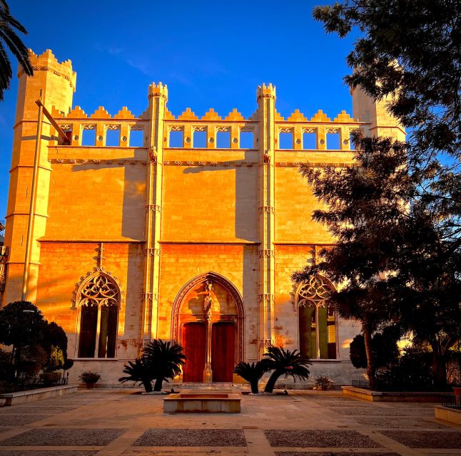 Palma de Mallorca: Old Town Atmospheric Evening Tour - What the $46 price really buys