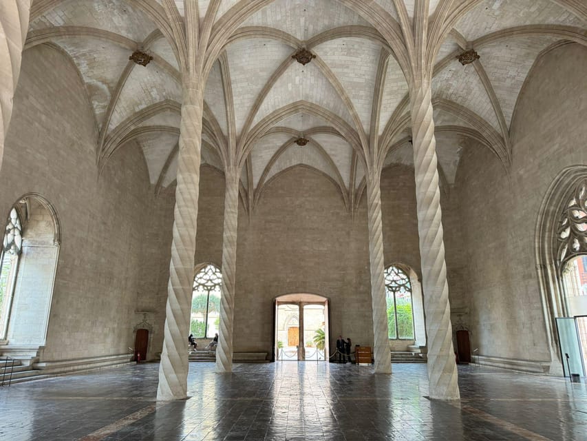 Palma de Mallorca Old Town Guided Bike Tour (Small Groups) - Key points to know before booking