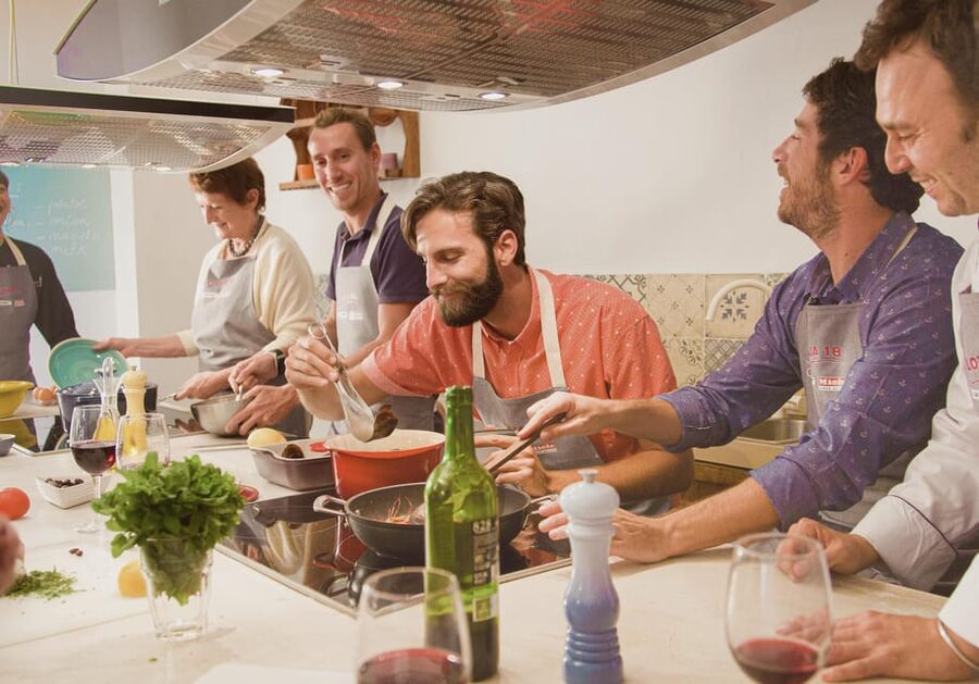 Palma de Mallorca: Spanish Cooking Experience - Small details that can improve your visit