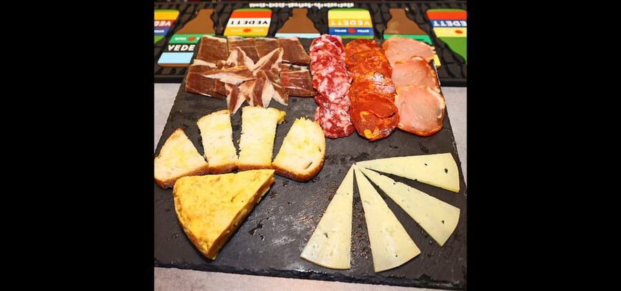 Palma: Flamenco Show at Tablao Flamenco Alma with Drink - Drink or tapas: which ticket makes sense?