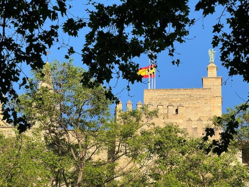 Palma in person and away from the crowds - Alleyways, squares, and the details large tours miss