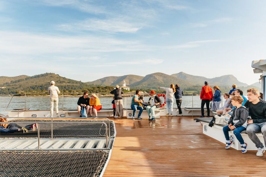 Port d'Alcudia: Sunrise at Sea & Dolphin Watching Boat Tour - Who will enjoy this morning at sea?