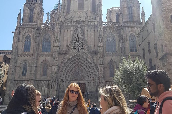 Private Barcelona Old Town and Gothic Quarter Walking Tour - Barcelona Cathedral and the stories above street level