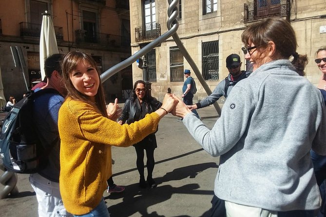 Private Barcelona Old Town and Gothic Quarter Walking Tour - Santa Maria del Mar and the road into El Born