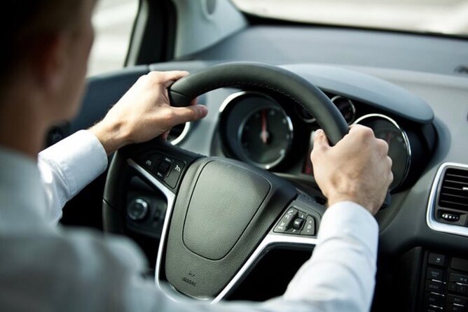 Private Transfer from Barcelona Airport to Barcelona City - From Barcelona-El Prat to your hotel