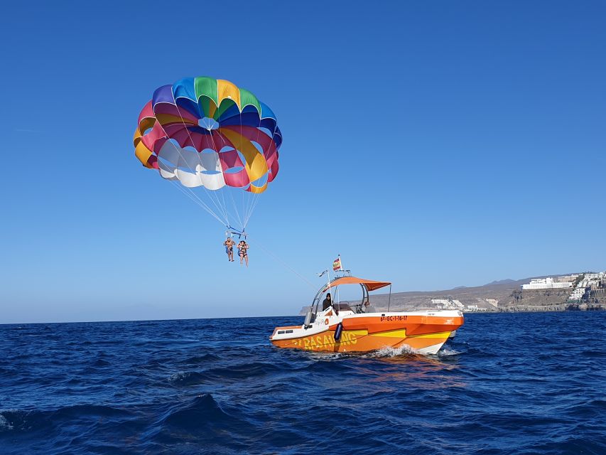 Puerto Rico de Gran Canaria : Parasailing - What to wear and what to leave behind
