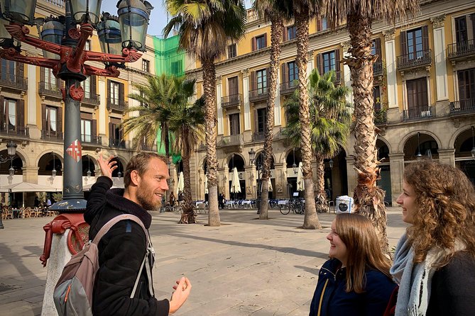 Ramblas, Old Town, Gothic and Gaudi Architecture Walking Tour - Plaça Reial and the old city’s social side