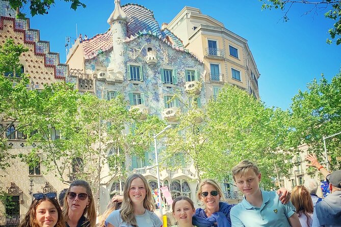 Ramblas, Old Town, Gothic and Gaudi Architecture Walking Tour - From Roman Barcelona to medieval lanes