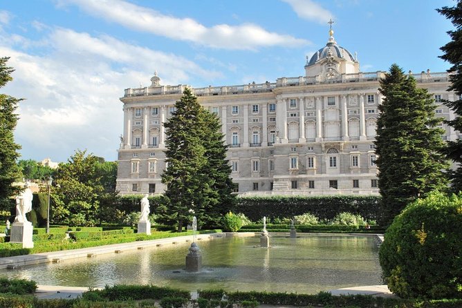 Royal Palace & Prado Museum Skip the Line Guided Tour - Timing, meeting point, and practical value