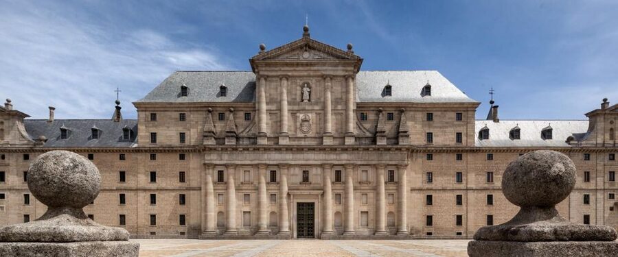 Royal Site of San Lorenzo de El Escorial Entrance Ticket - Inside the monastery, the surprise is the contrast