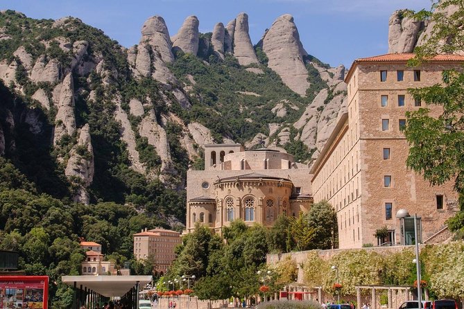 Sagrada Familia & Montserrat Small Group Tour with Hotel pick-up - Montserrat Brings You Into Catalonia’s Mountains